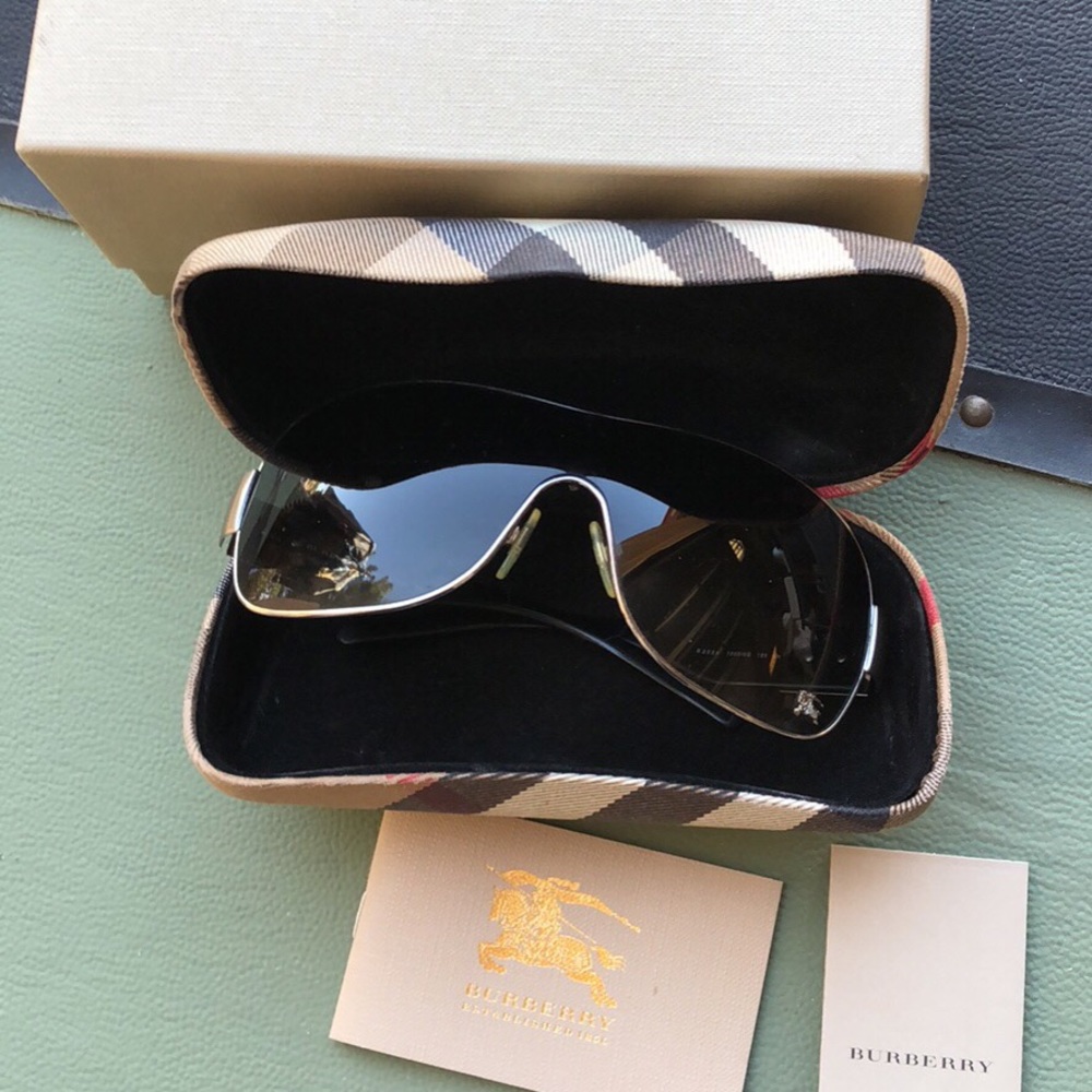 Burberry Sunglasses